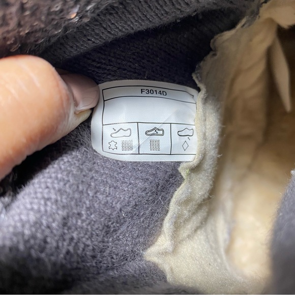 UGG Australia Cambridge Boots Womens Grey Suede Metallic Belted Size 8 - Picture 14 of 15